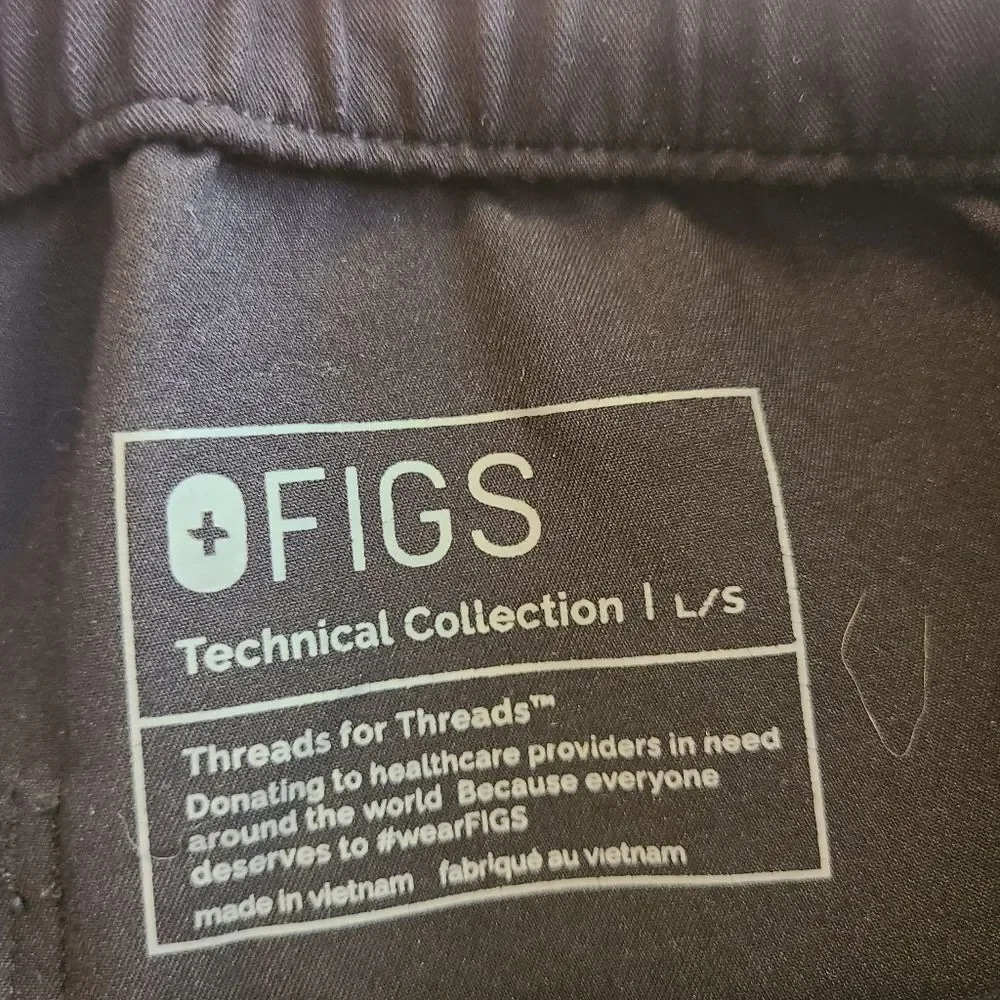 Figs Cairo scrub pants size L/S